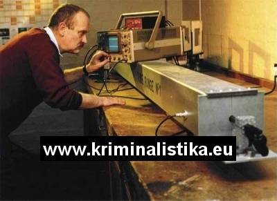 tunel k záchytu vystřelených střel z pokusných výstřelů s příslušnou přístrojovou technikou