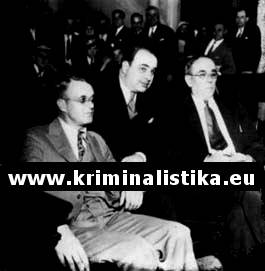 Al Capone se svými kumpány